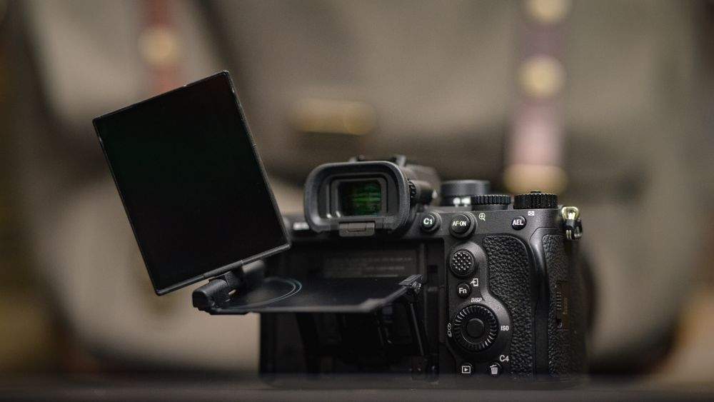 Sony A7R V high-resolution camera used for detailed clothing and fashion product photography