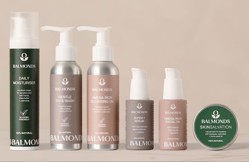 Understand the Image Image demonstrating the first step of analyzing a product photo before applying multiple clipping paths